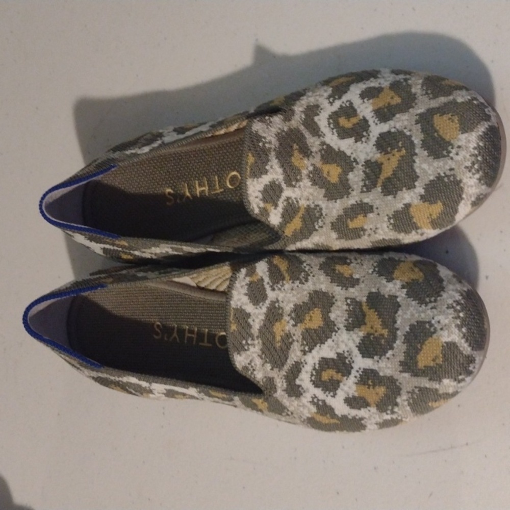 Retired Rothy’s Loafer Smoke Spot  size 9